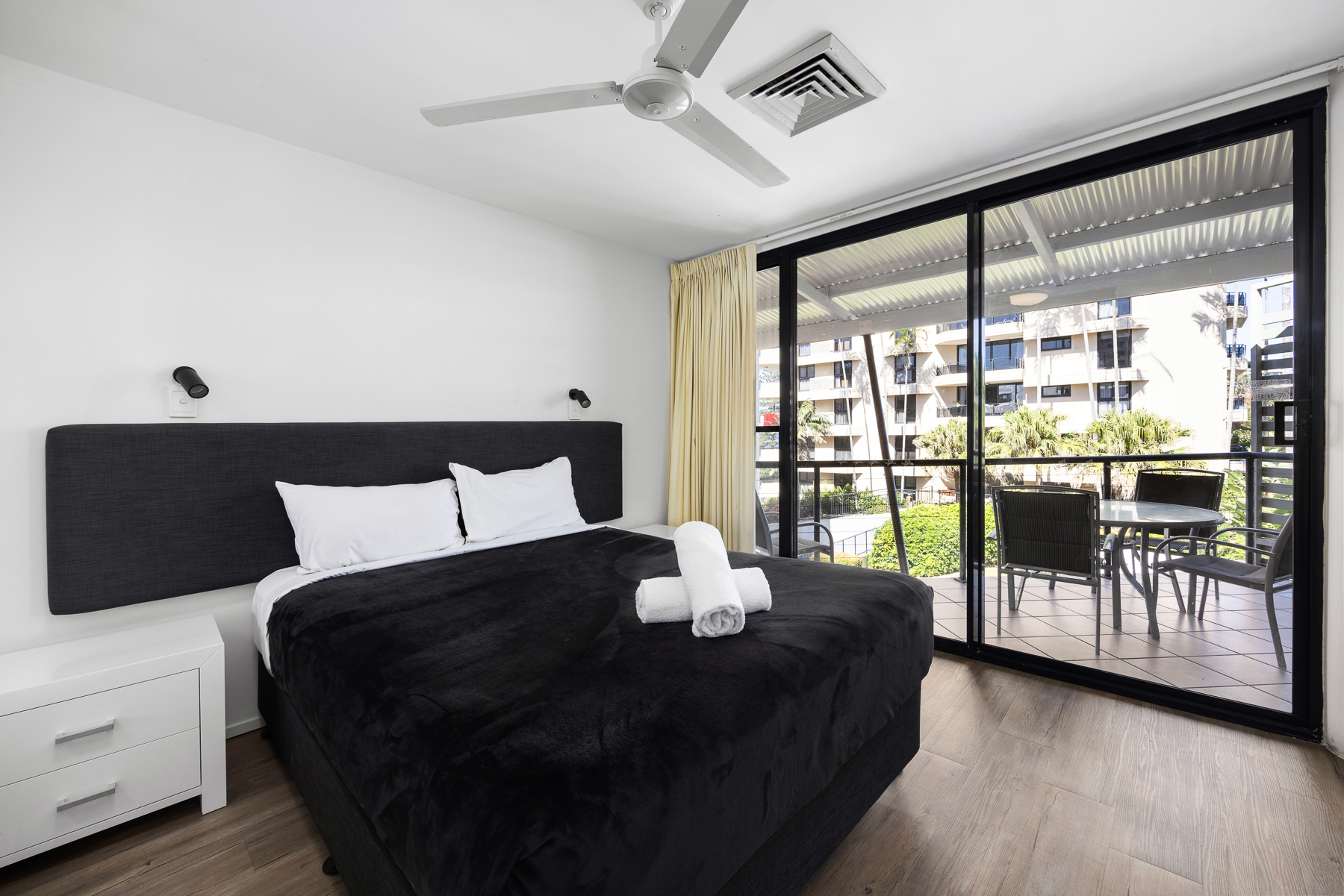 1 Bedroom Apartment