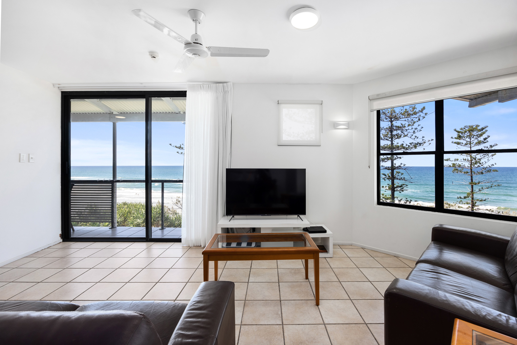 1 Bedroom Apartment Beachfront