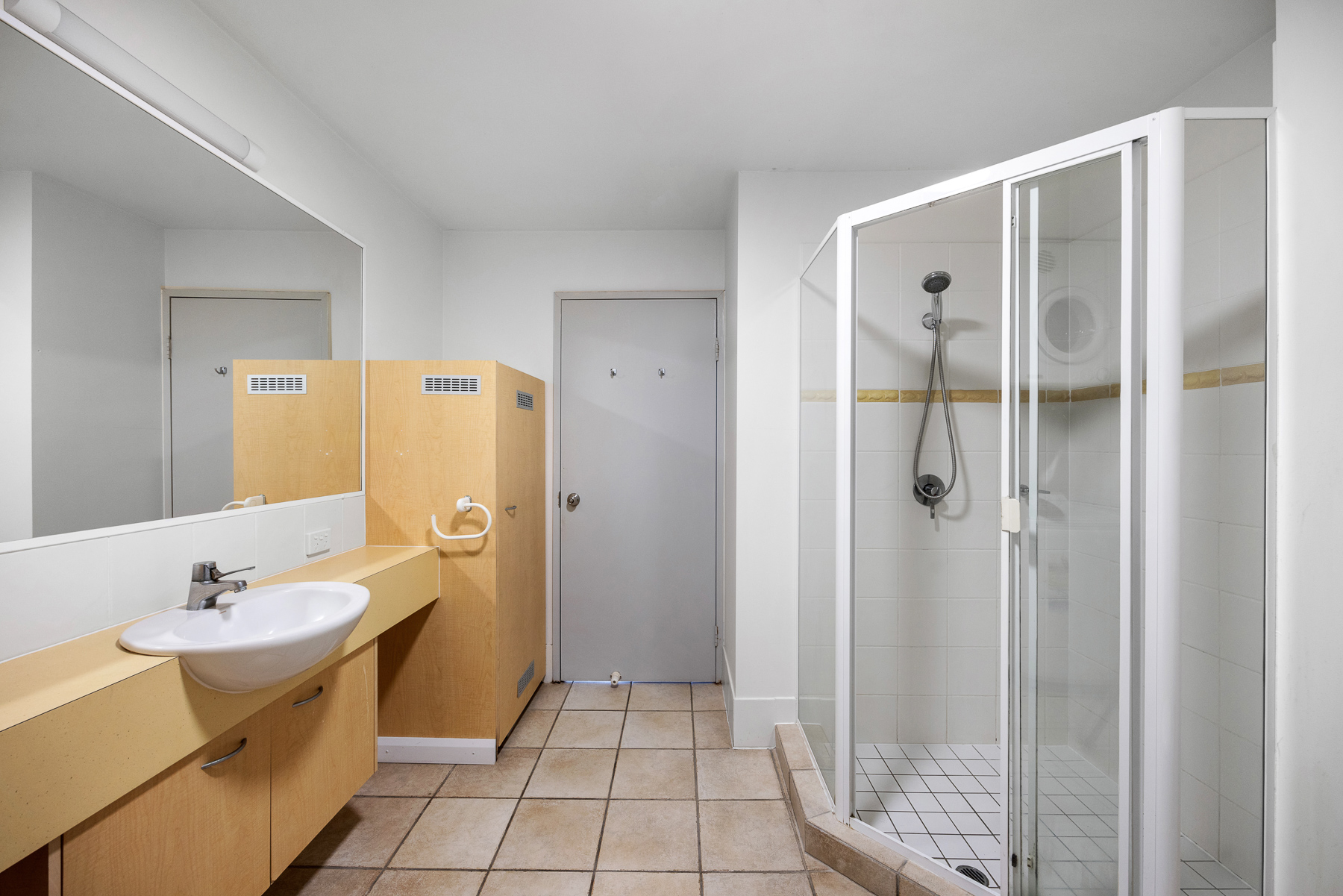 1 Bedroom Apartment Beachfront