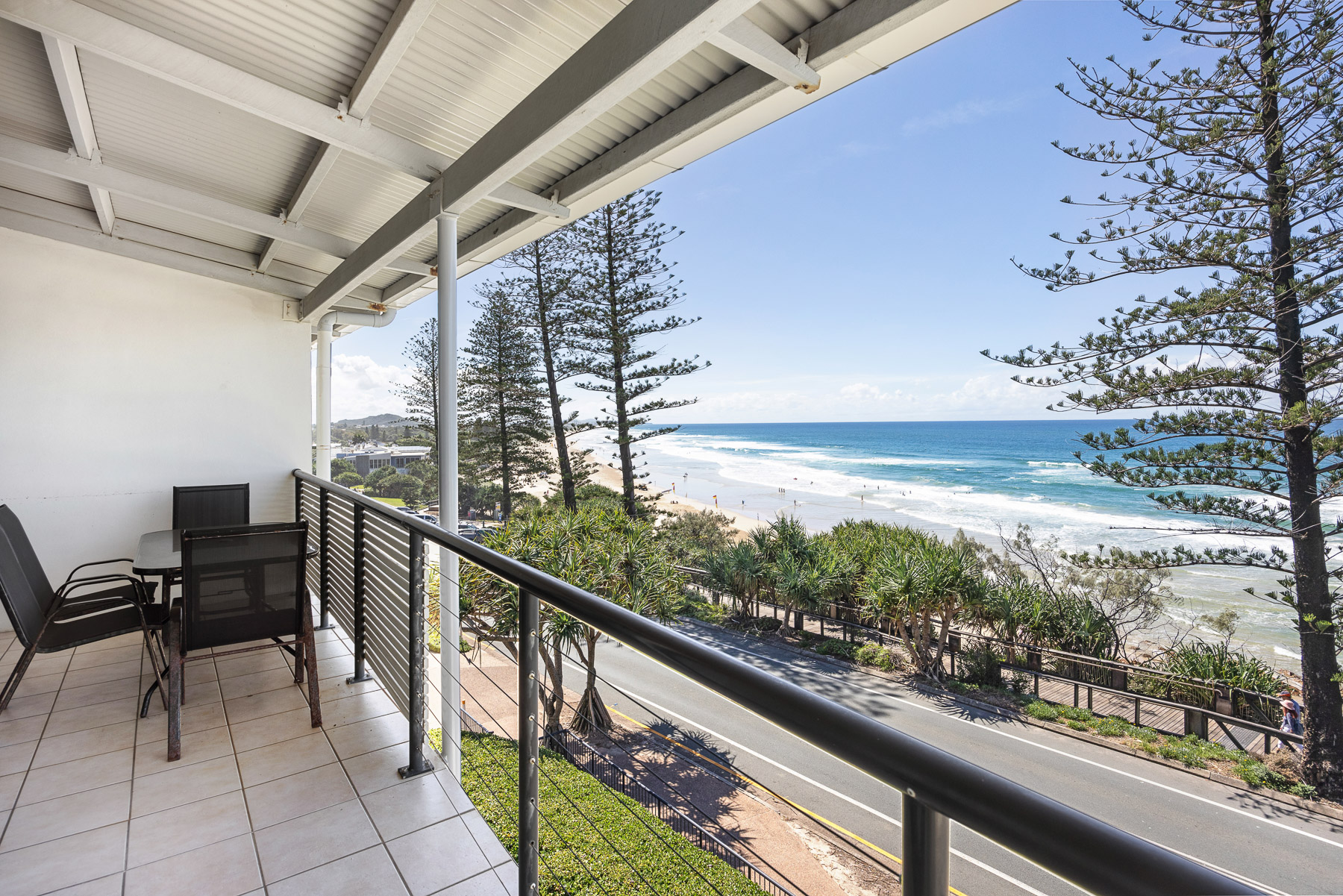 1 Bedroom Apartment Beachfront
