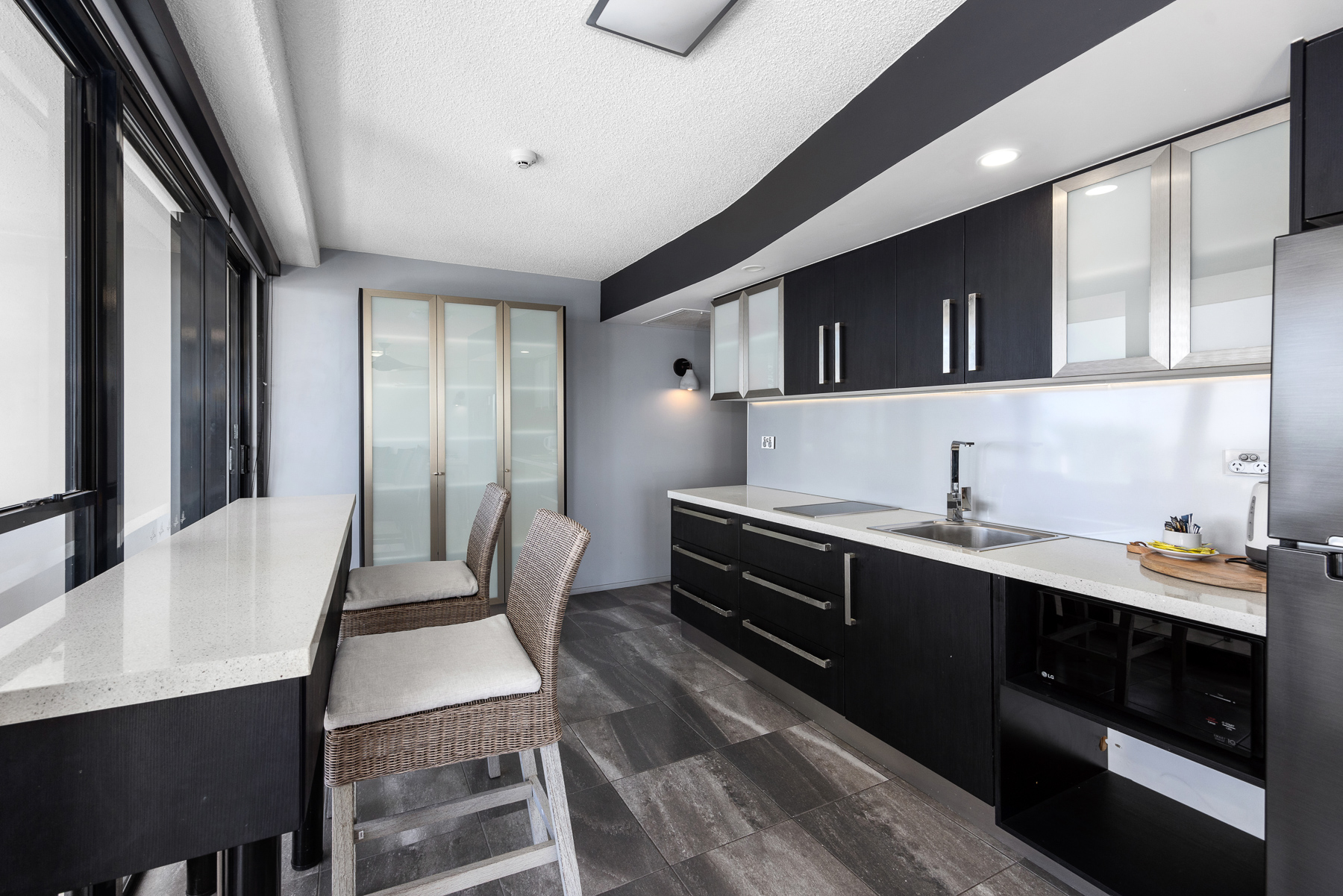 1 Bedroom Apartment Beachfront