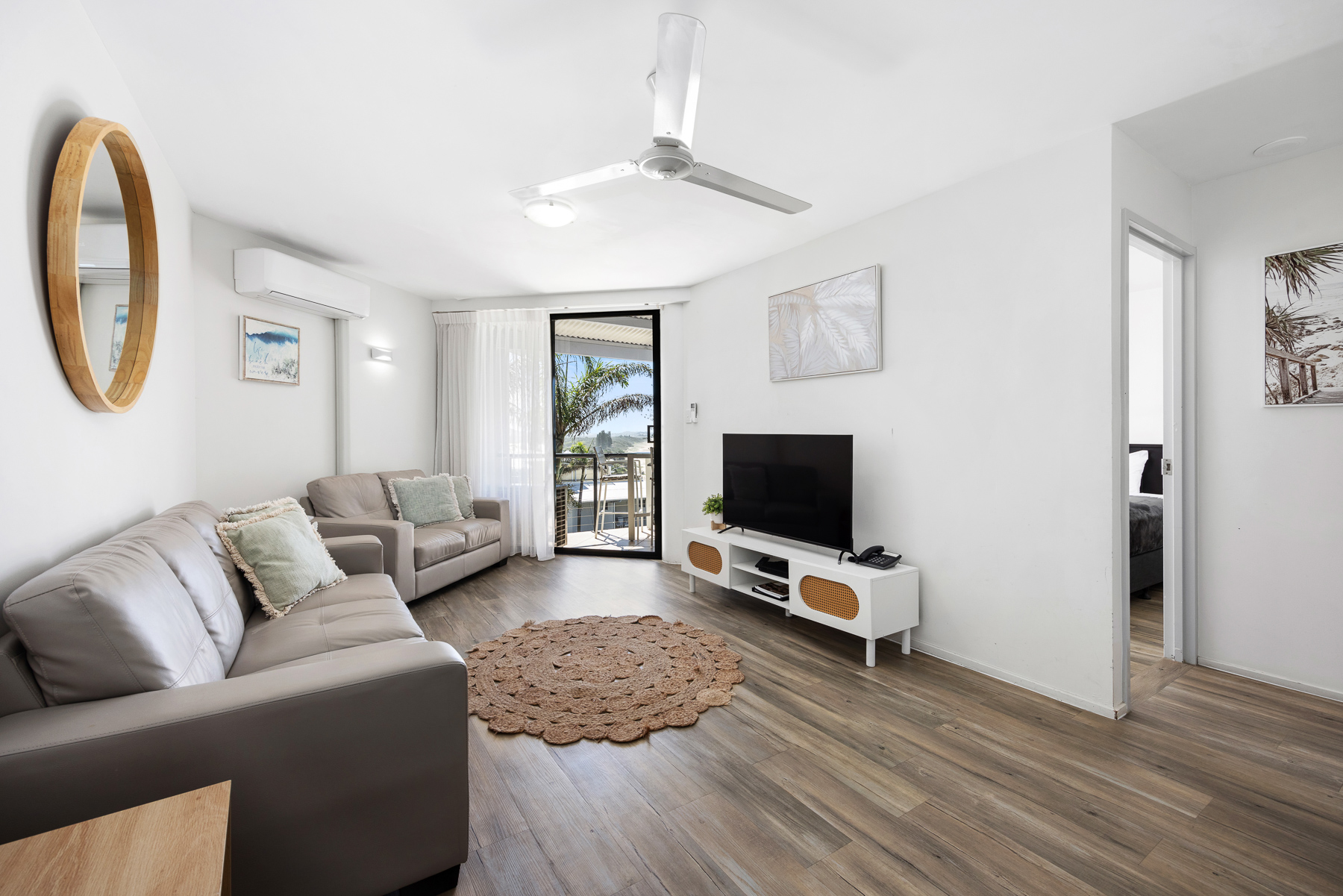 1 Bedroom Apartment with Ocean View