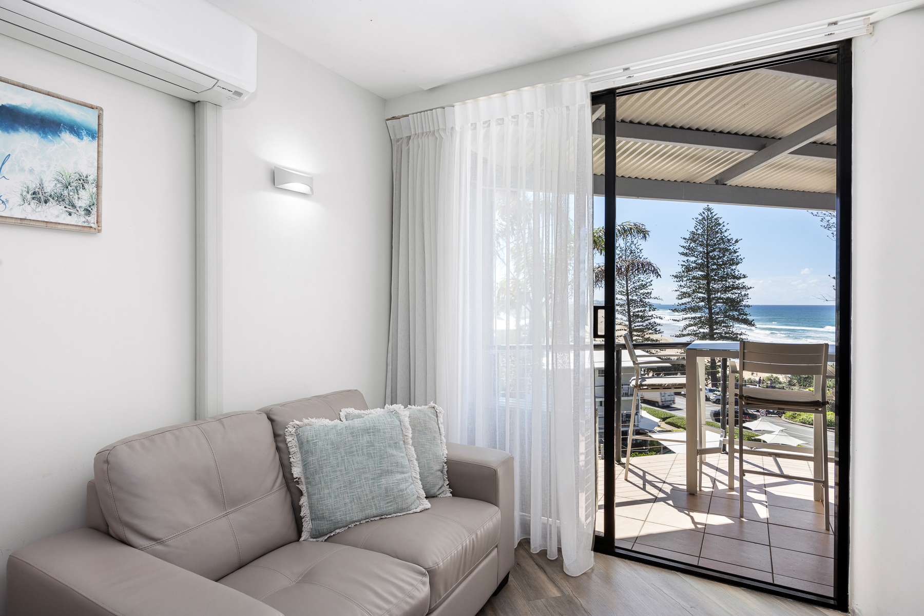 2 Bedroom Apartment with Ocean View