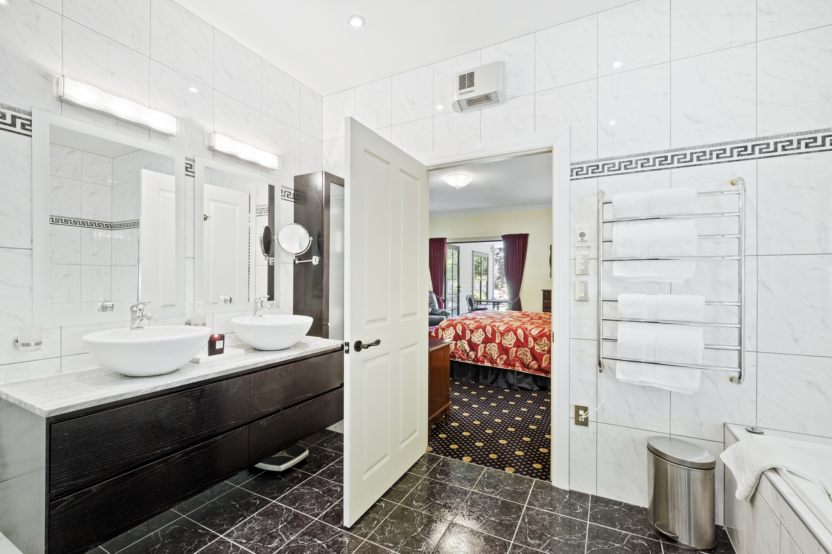 Fontainebleau Luxury Retreat