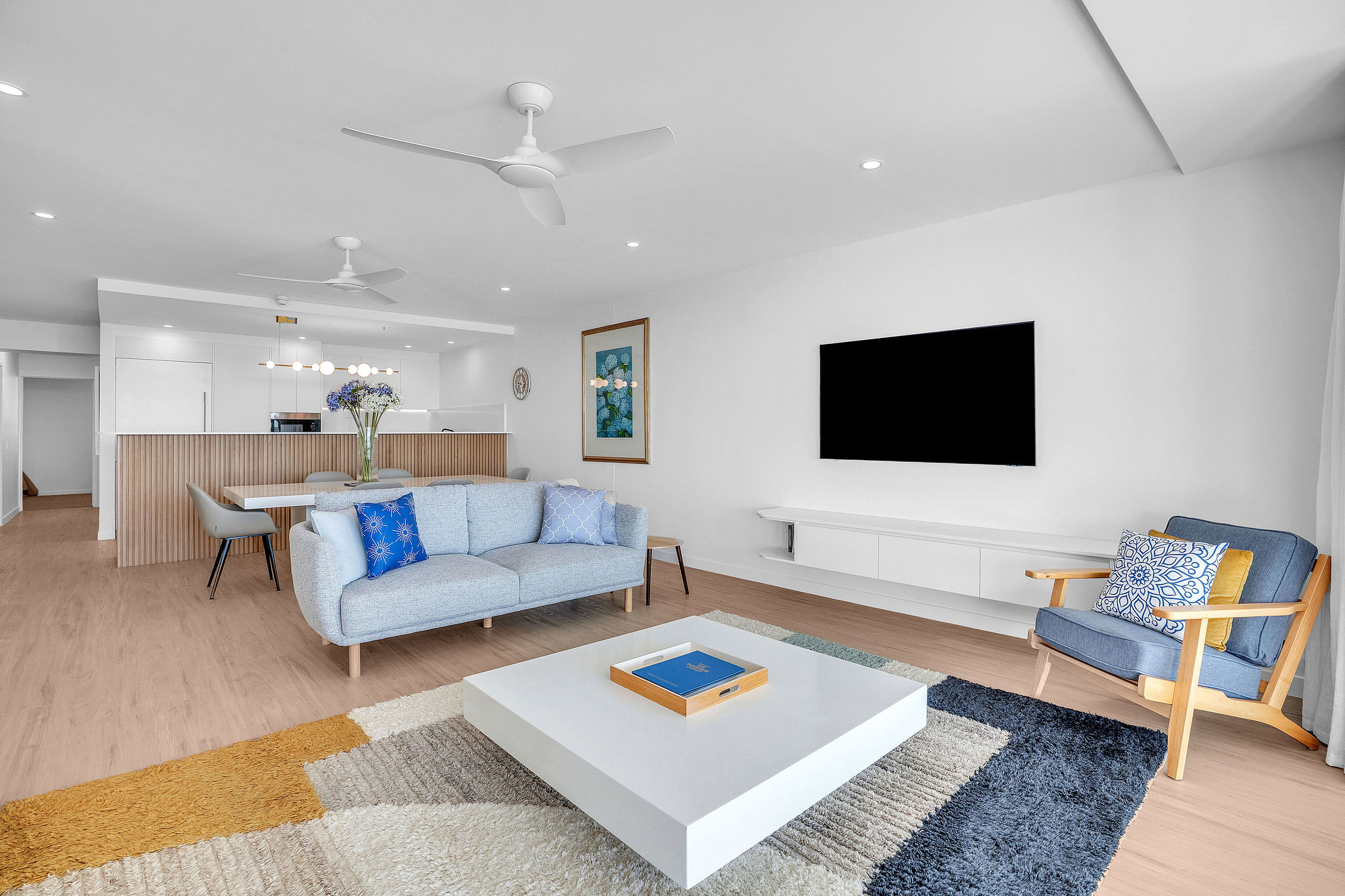 Apartment 19