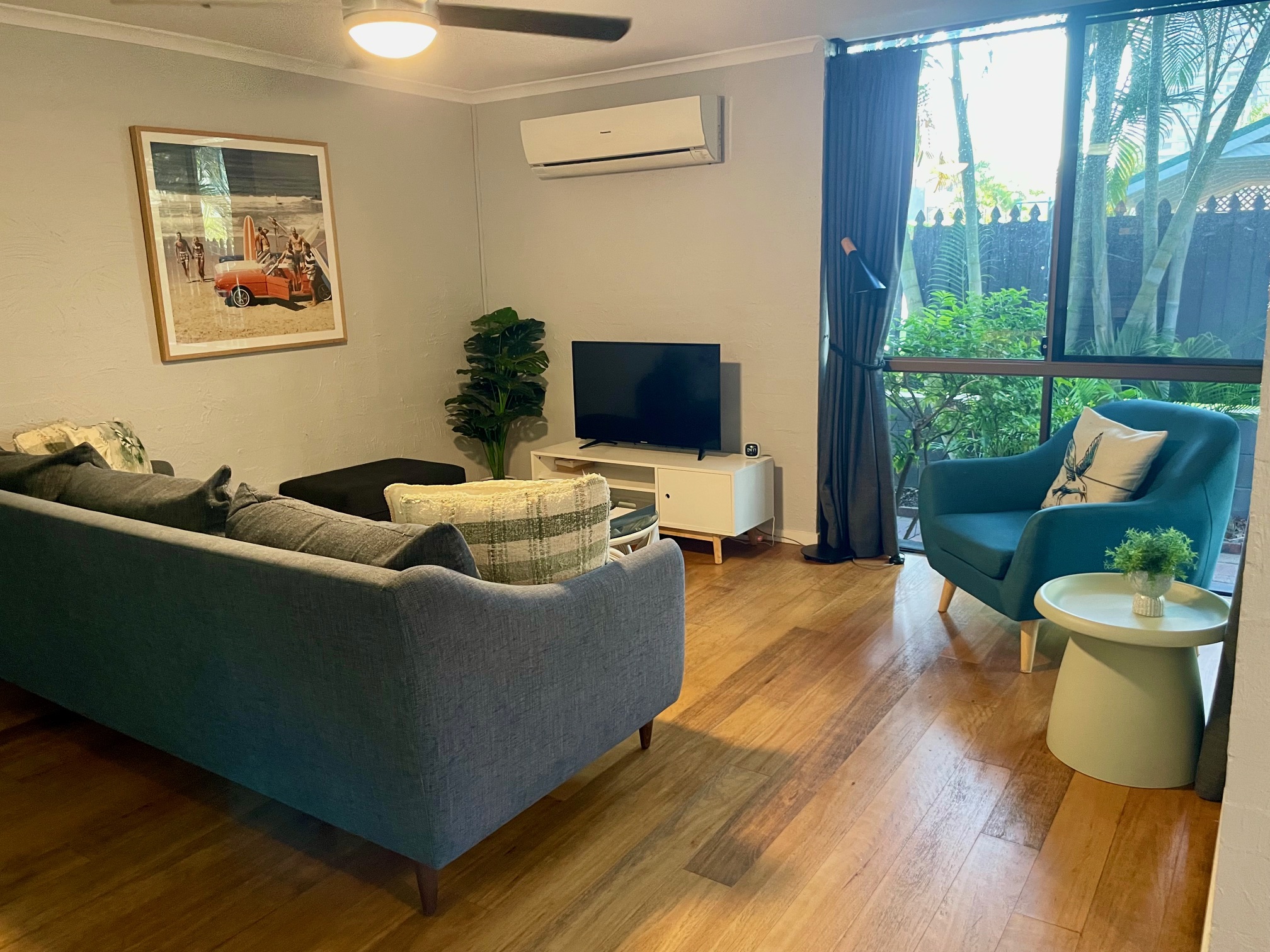 Two Bedroom Deluxe Apartment with Special Access