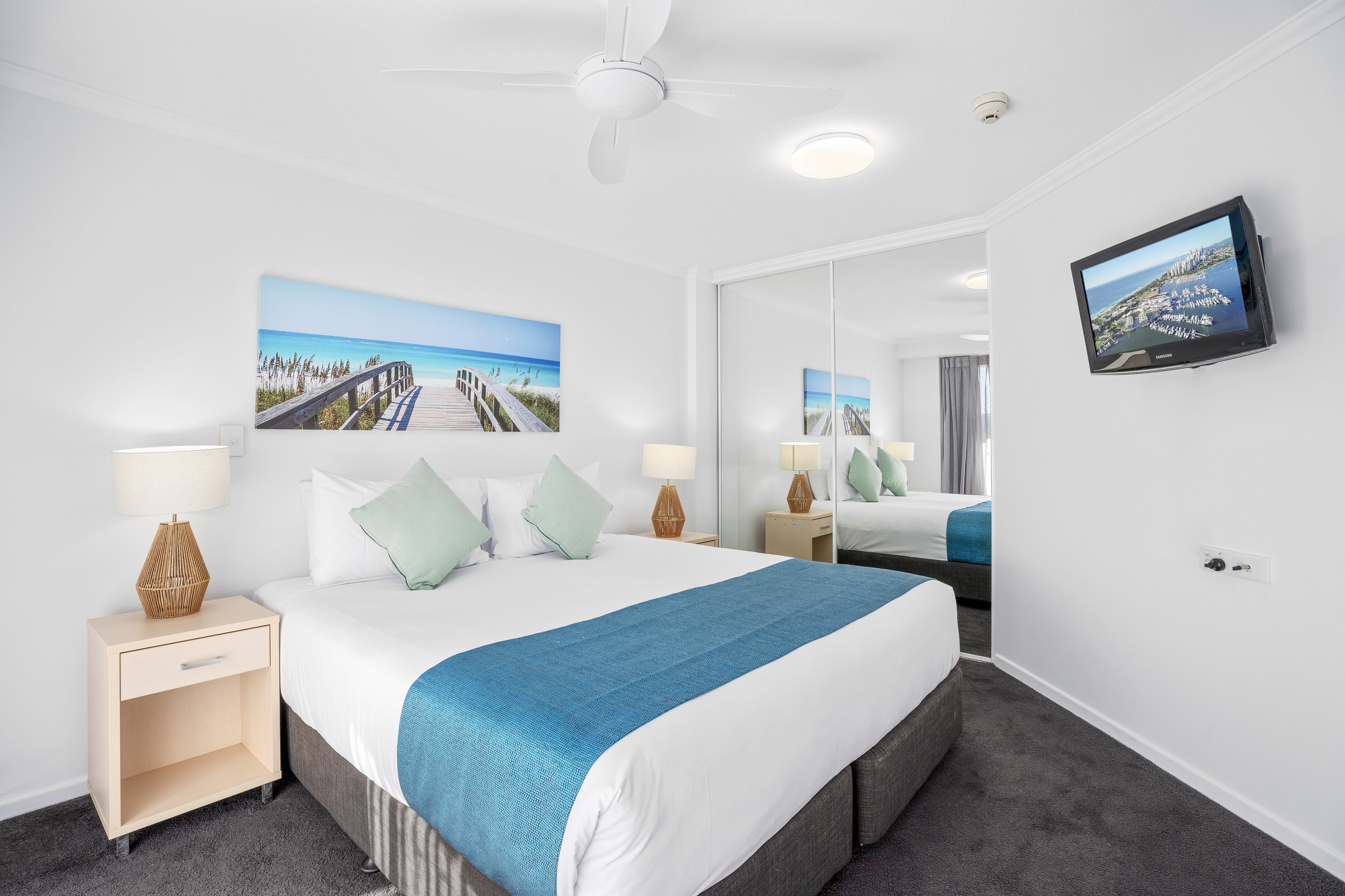 SAVE 30% On 7-Night 1-Bedroom Stays!