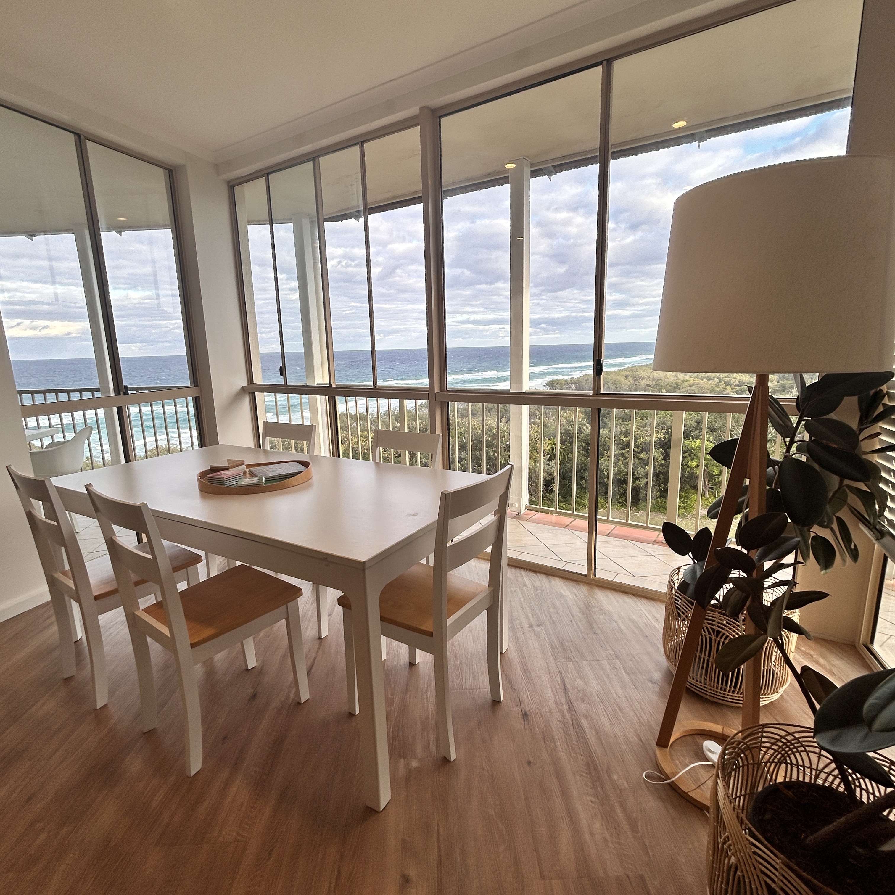 Superior Ocean Front Apartment