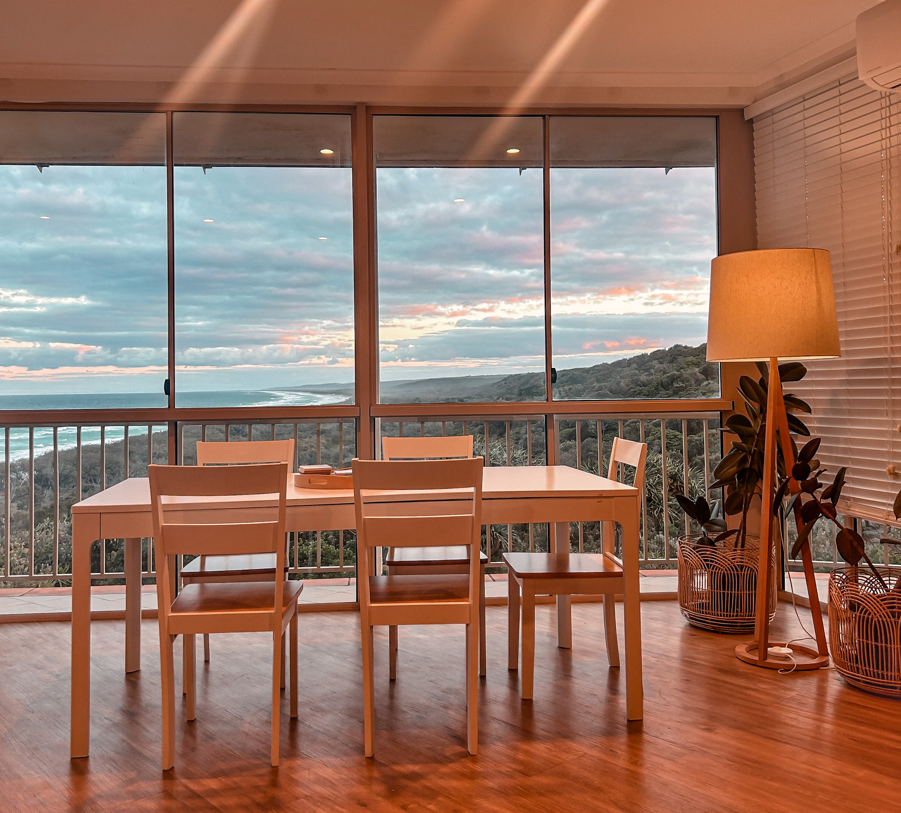 Superior Ocean Front Apartment