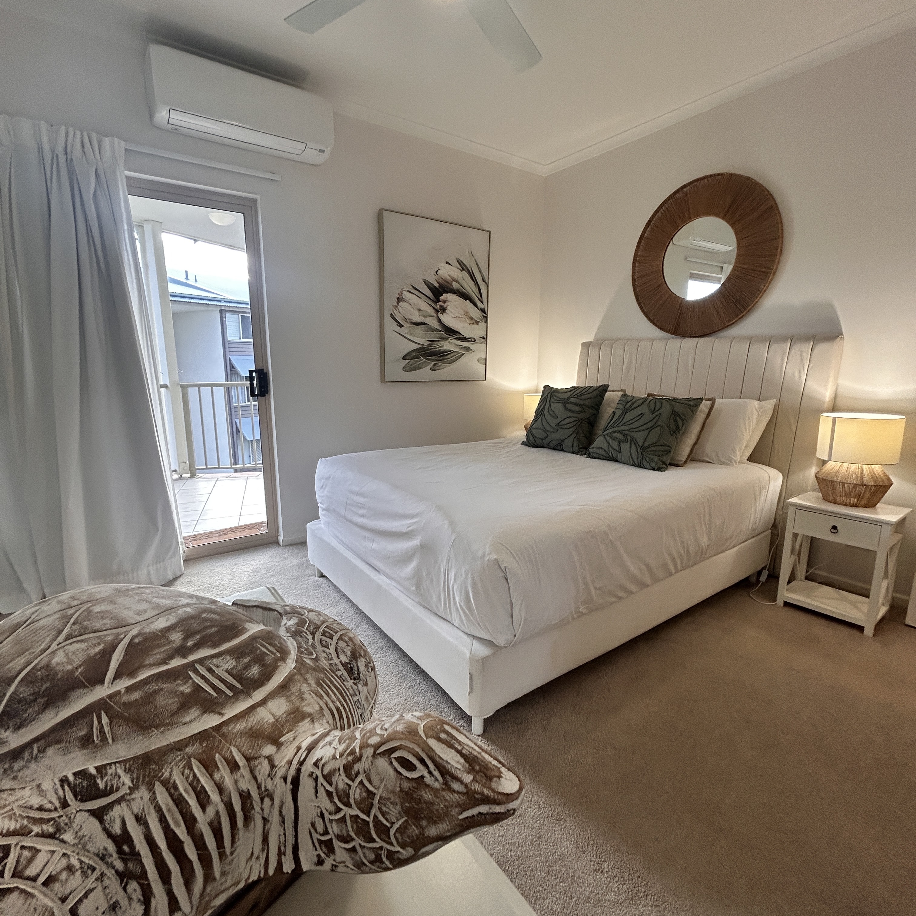 Superior Ocean Front Apartment