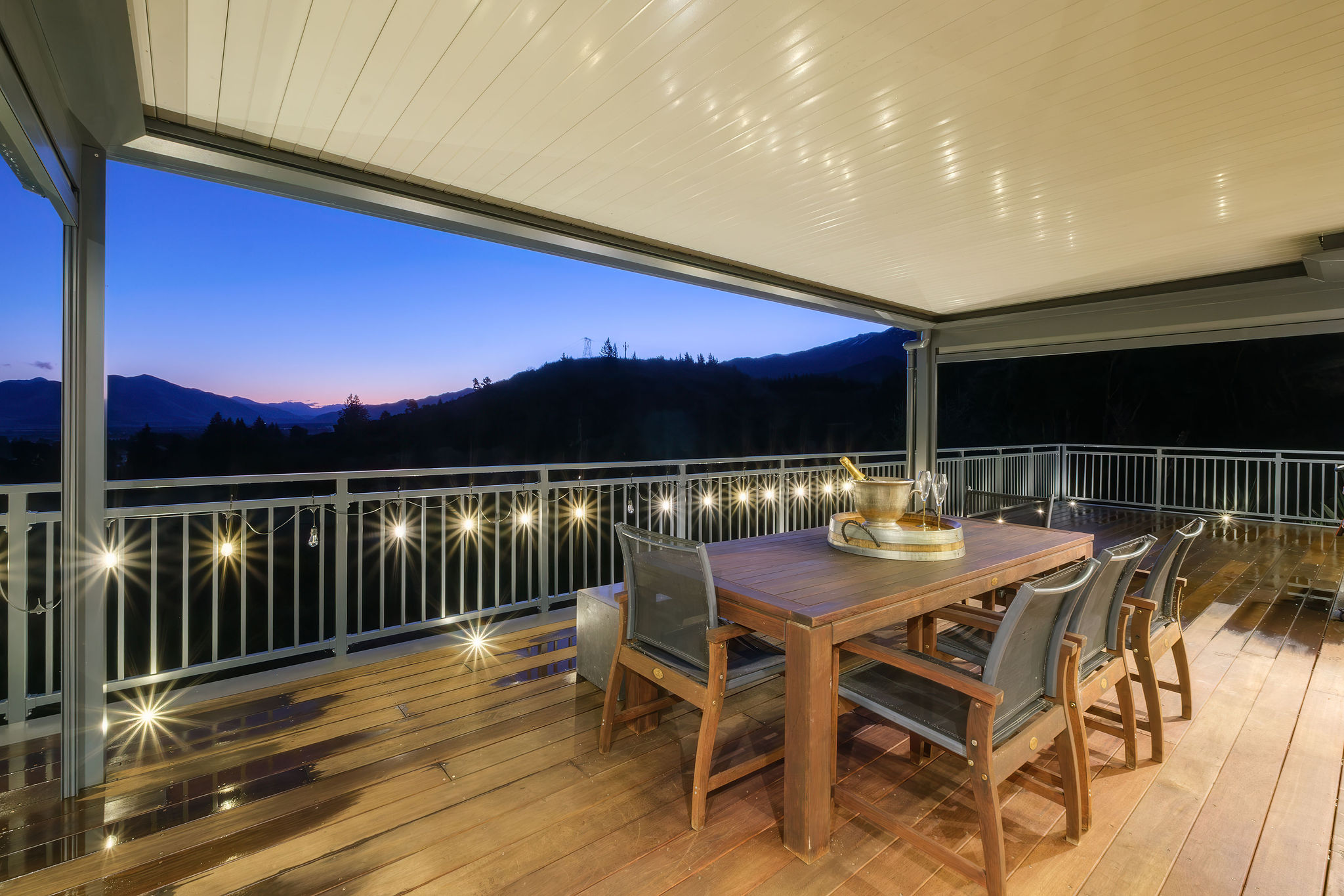 KERERU View  