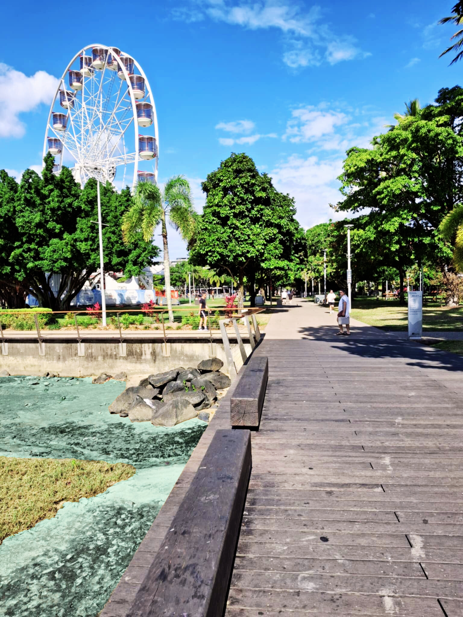 Cairns Esplanade 