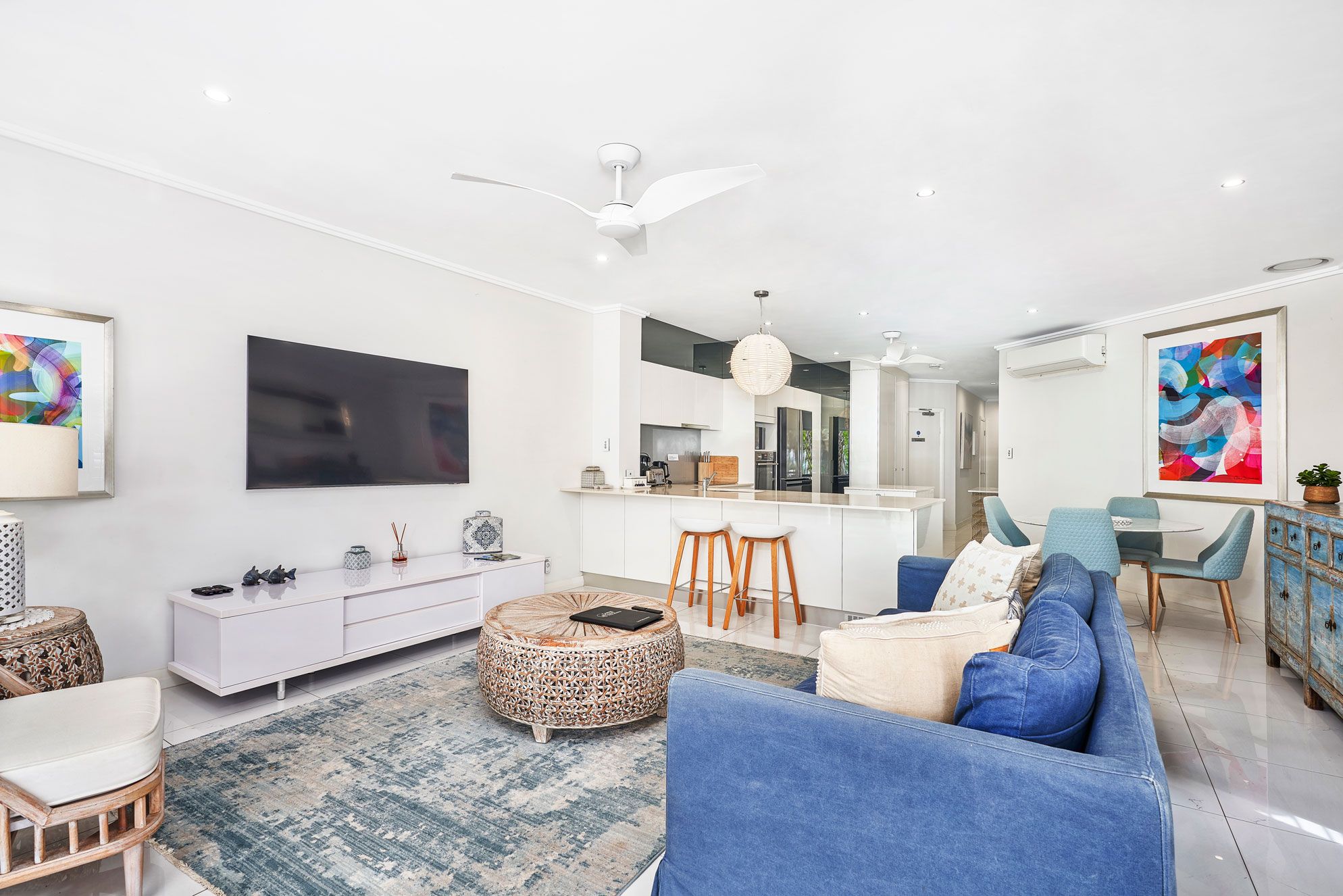 Coral Horizons 2 Bedroom Top Floor 606