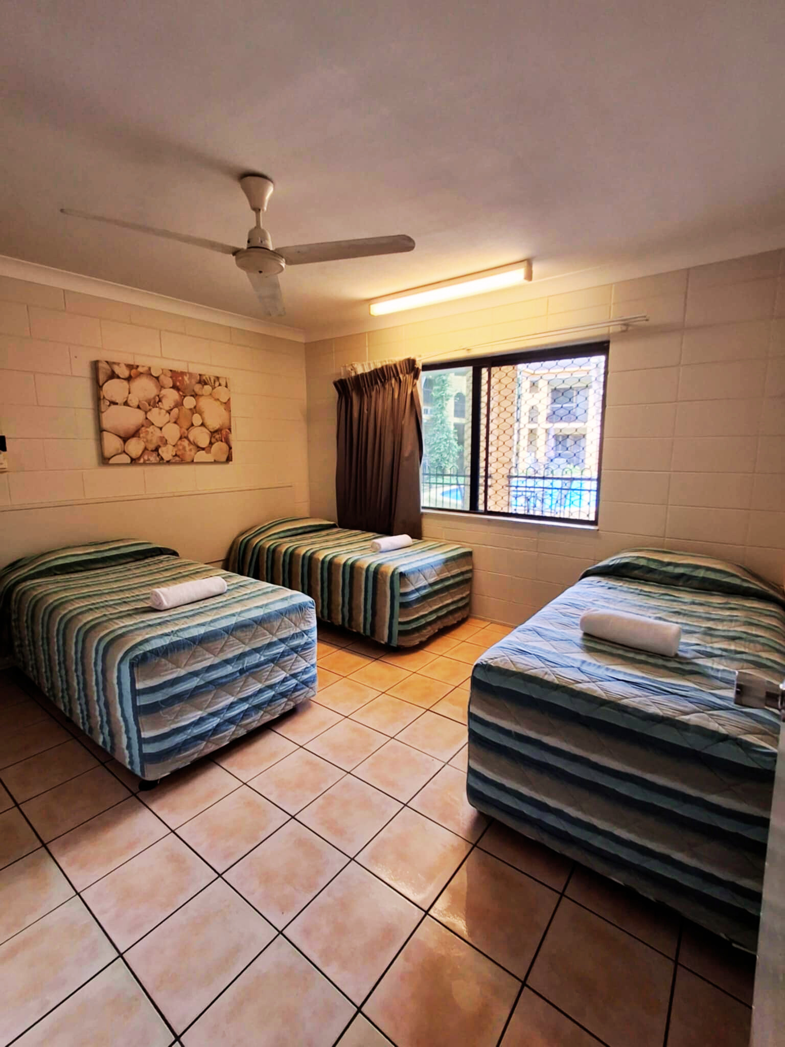 2 Bedroom