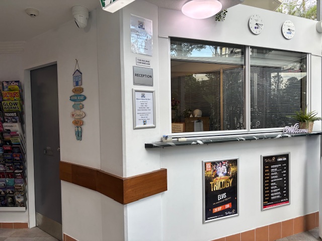 Reception entry from Boundary Street