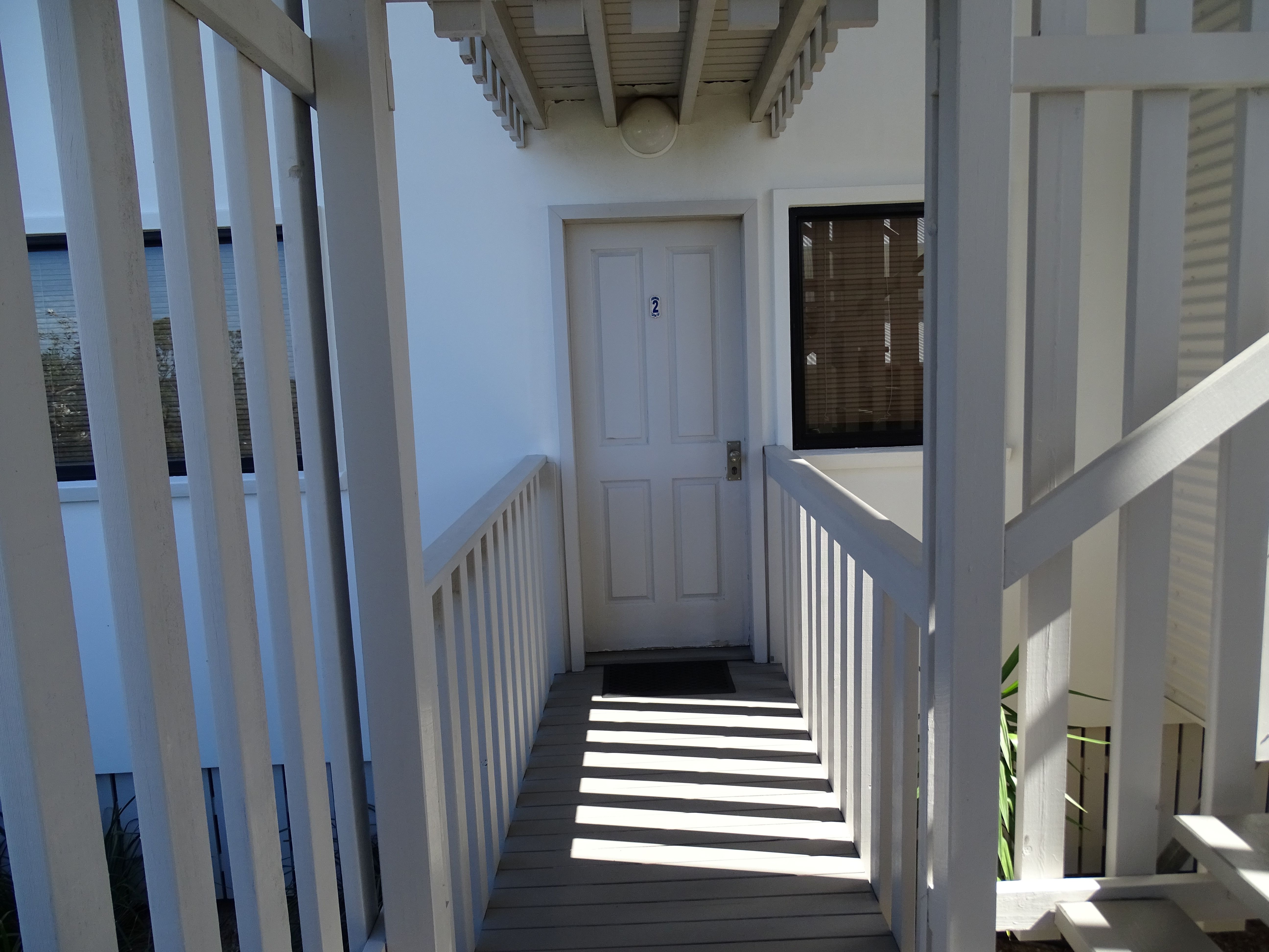 Three Bedroom @ 8th on Roseby Court
