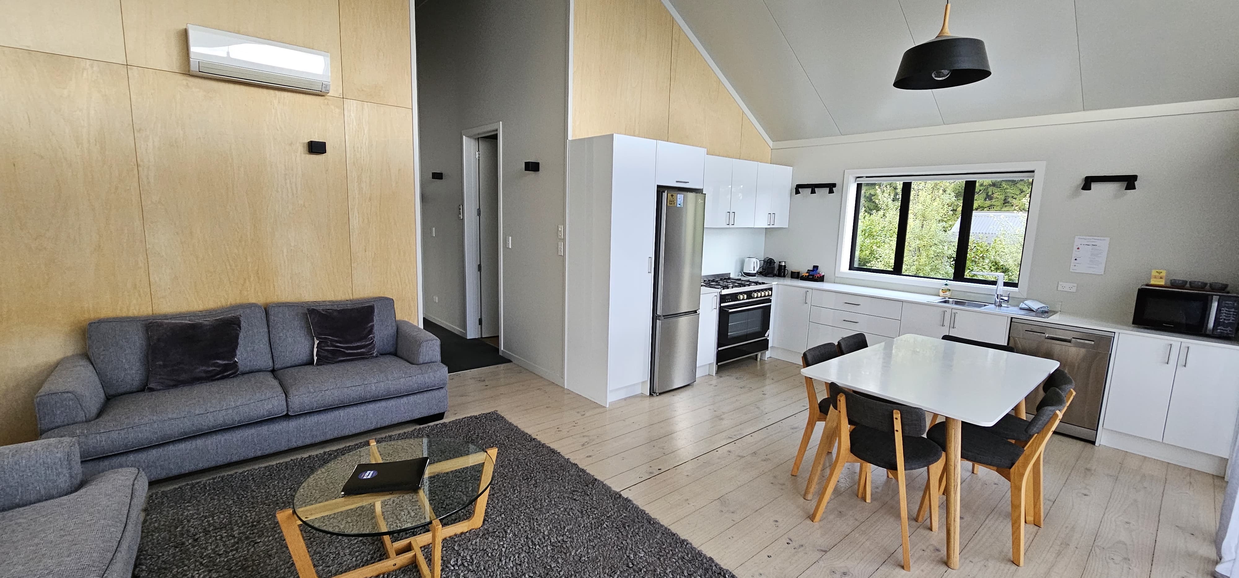 Jacks & Jollies Lodge - Hanmer Springs Townhouses