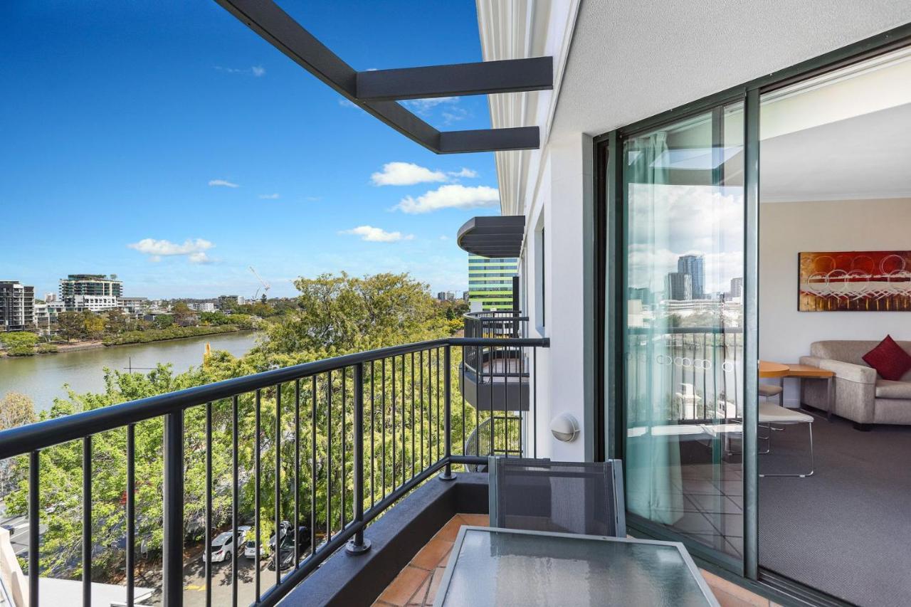 One Bedroom Apartment with King Bed