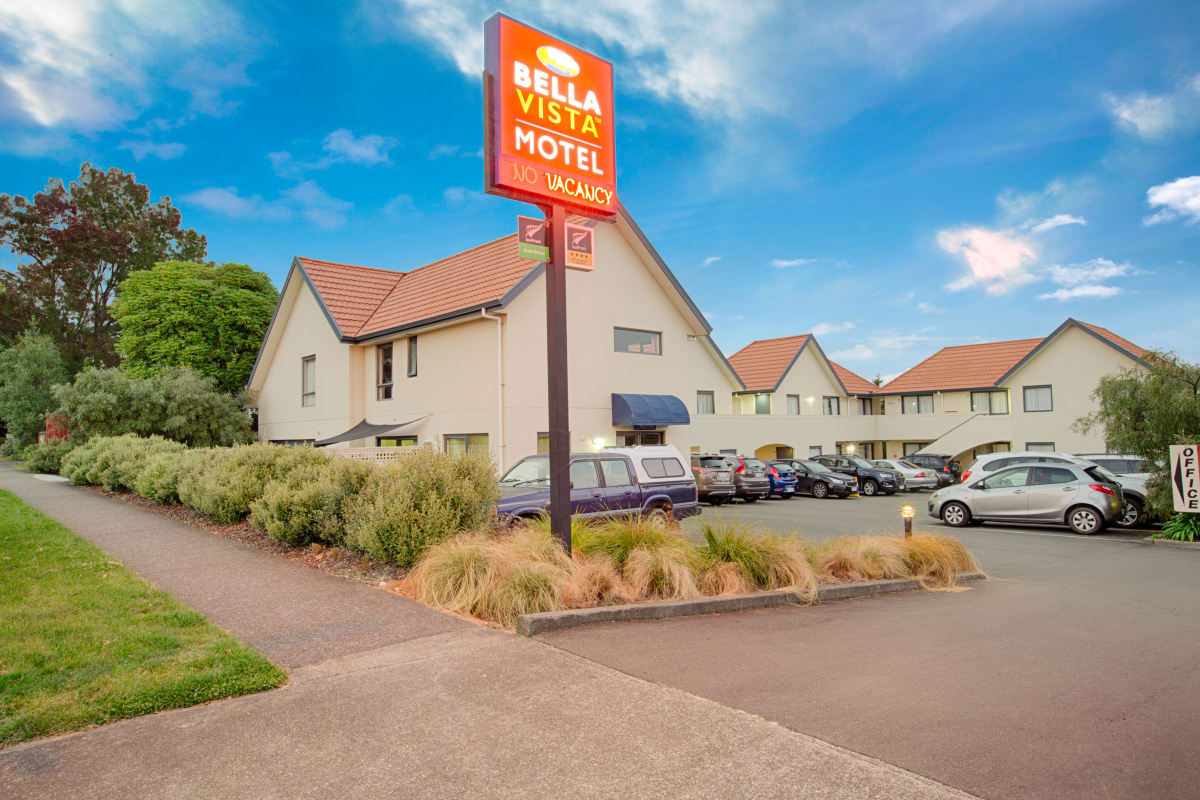 bella-vista-taupo