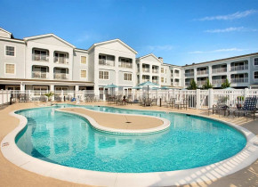 Outdoor pool at Hampton Inn & Suites Outer Banks/Corolla.