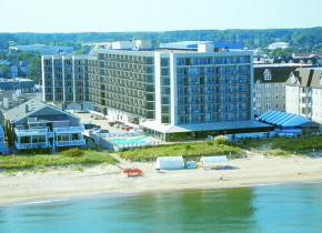 Exterior view of Virginia Beach Resort Hotel.