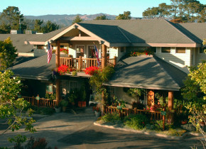 Exterior view of Cambria Pines Lodge.