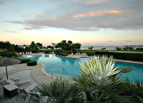 Outdoor pool at Barefeet Rentals.