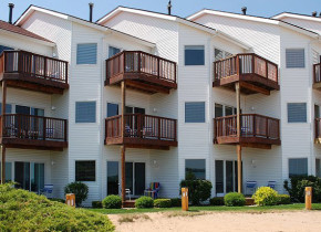 Exterior view of The Beach Condominiums Hotel-Resort.