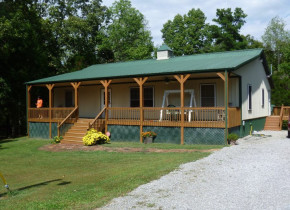 Cabin exterior at Willowbrook Cabins.