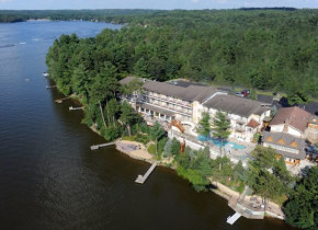 Aerial view of Cliffside Resort.
