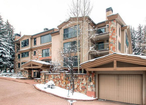 Exterior view of The Galatyn Lodge.