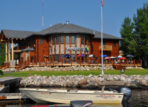 Exterior view of Voyagaire Lodge and Houseboats.