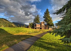 Exterior view of Carson Hot Springs Spa.