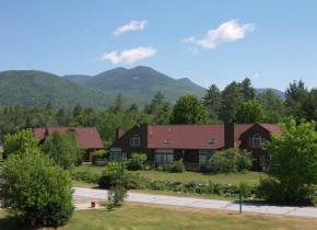 Exterior view of Loon Reservation Service.