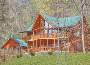 Cabin view at Alpine Mountain Chalets.