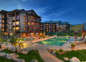 Outdoor pool at Trailhead Lodge.