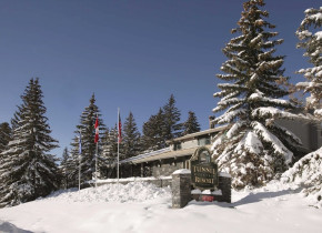 Exterior view of Tunnel Mountain Resort.