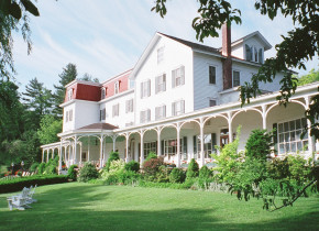 Exterior view of Winter Clove Inn.