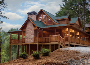 Exterior view of Nevaeh Cabin Rentals.