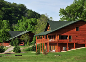 Exterior view of Cedar Valley Resort.