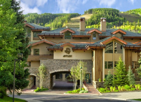 Exterior view of Antlers At Vail.