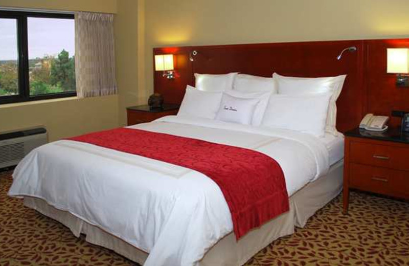 Guest room at DoubleTree by Hilton Hotel Los Angeles - Norwalk.
