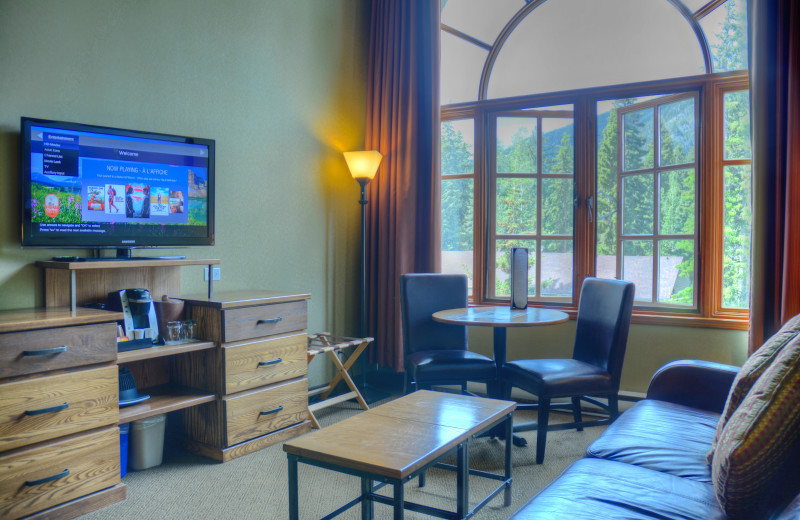 Guest room at Banff Caribou Lodge & Spa.