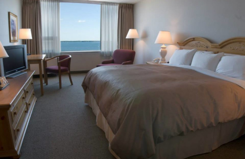 Guest Room at the Confederation Place Hotel