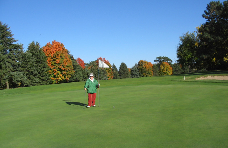 Golf course near Oak Cove Resort.