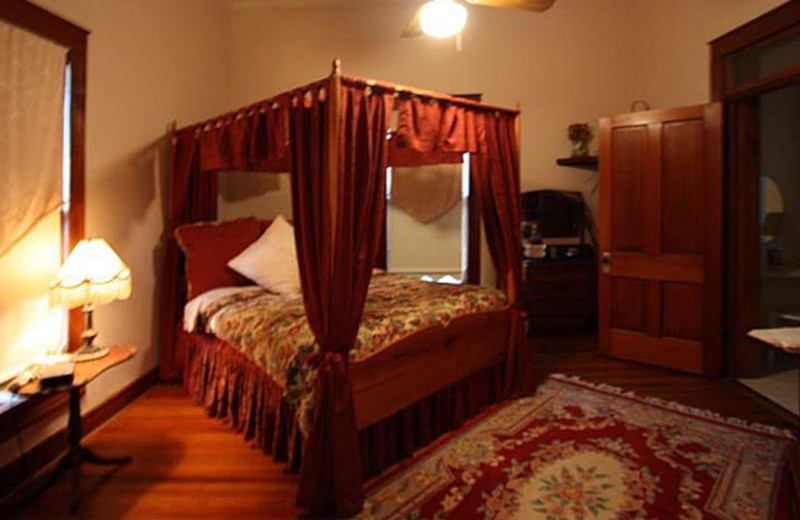 Rose Bedroom at Commanders Place-Nevels House.