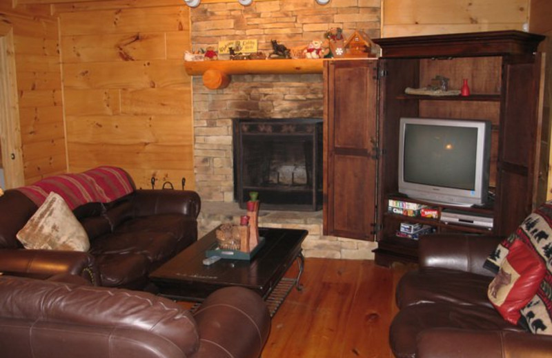 Cabin living room at Avenair Mountain Cabins.