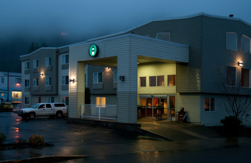 Exterior evening view at The Garibaldi House Inn.