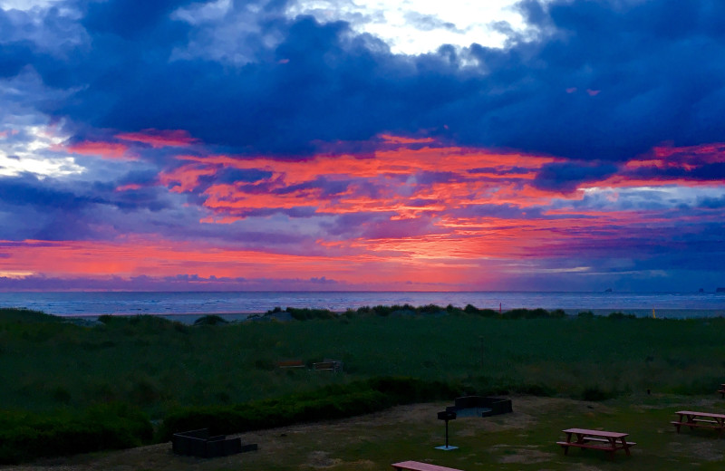 Sunset at Hi-Tide Ocean Beach Resort.