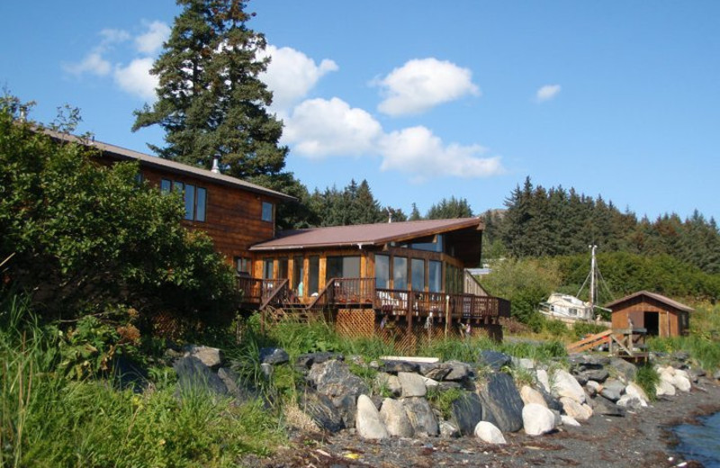 Exterior view of Port Lions Lodge.